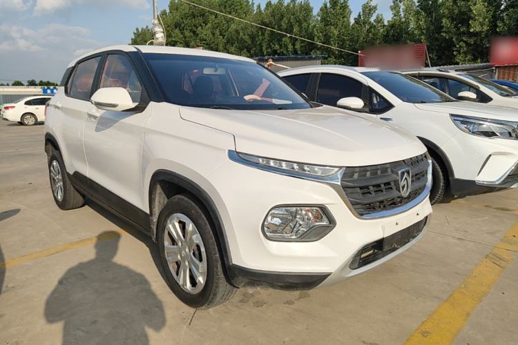Used Baojun 510 2017 1.5L manual Comfort trim Front Right 45 Deg