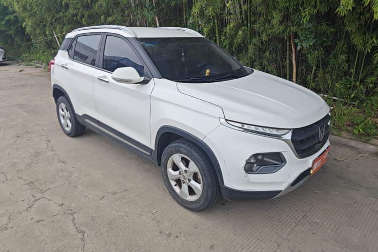 Used Baojun 510 2017 1.5L Automatic Fashion Model Front Right 45 Deg