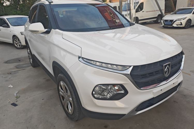 Used Baojun 510 2017 1.5L manual Comfort trim Front Right 45 Deg