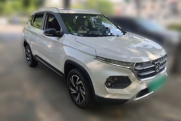 Used Baojun 510 2017 1.5L Manual Luxury Model Front Right 45 Deg