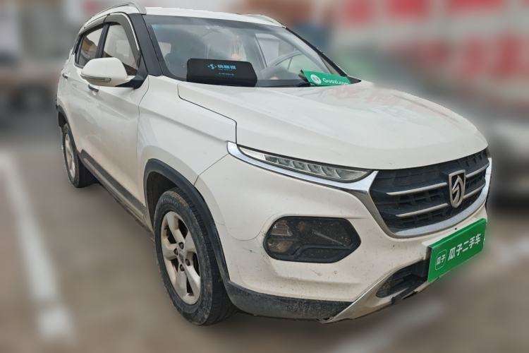Used Baojun 510 2017 1.5L manual Comfort trim Front Right 45 Deg