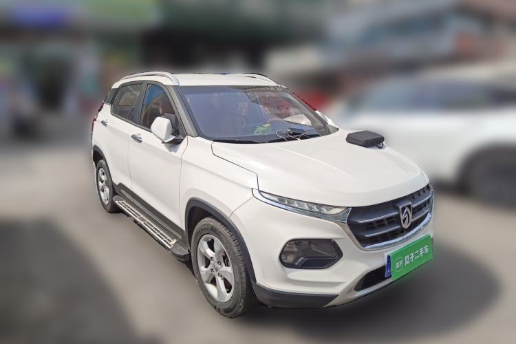 Used Baojun 510 2017 1.5L Manual Fashion Model Front Right 45 Deg