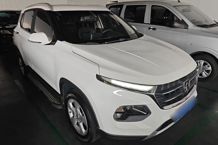 Used Baojun 510 2017 1.5L Manual Fashion Model Front Right 45 Deg