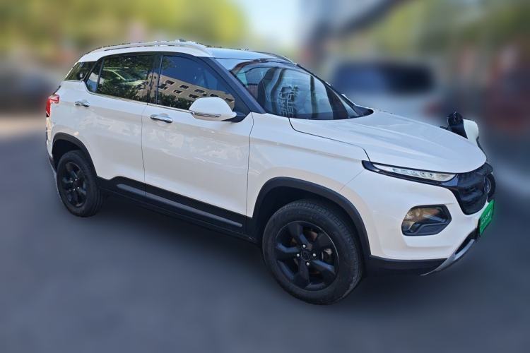 Used Baojun 510 2017 1.5L Manual Fashion Model Front Right 45 Deg