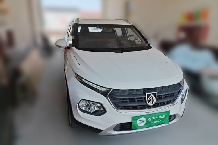 Used Baojun 510 2017 1.5L manual Comfort trim Front Right 45 Deg