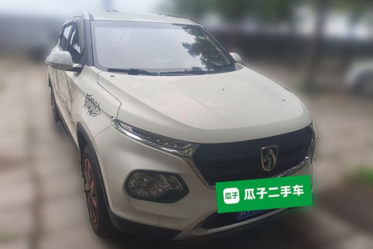 Used Baojun 510 2017 1.5L manual Comfort trim Front Right 45 Deg