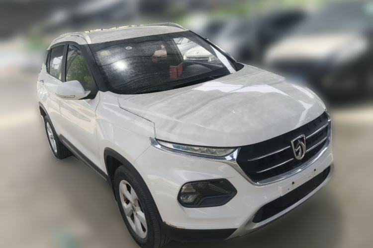 Used Baojun 510 2017 1.5L Manual Fashion Model Front Right 45 Deg