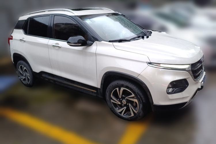 Used Baojun 510 2017 1.5L Manual Luxury Model Front Right 45 Deg