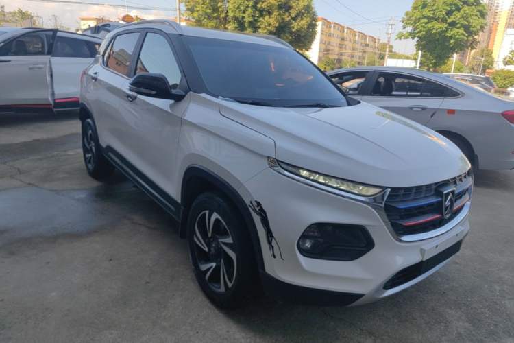 Used Baojun 510 2017 1.5L Manual Luxury Model Front Right 45 Deg