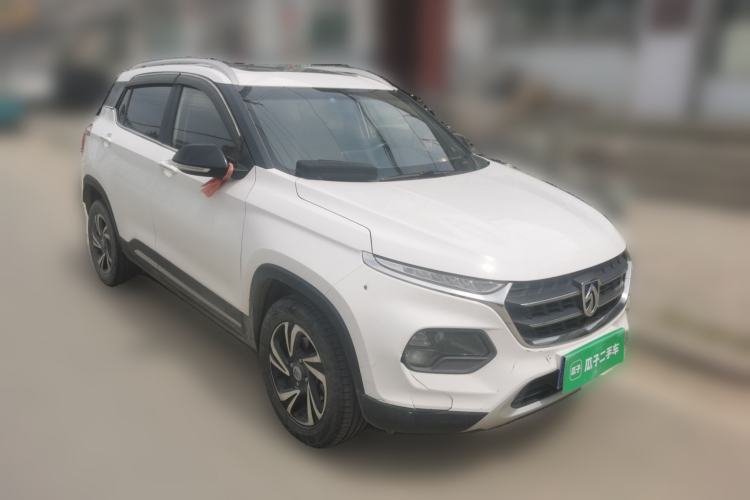 Used Baojun 510 2017 1.5L Manual Luxury Model Front Right 45 Deg