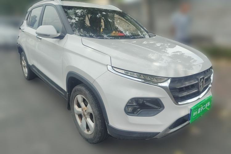Used Baojun 510 2017 1.5L manual Comfort trim Front Right 45 Deg