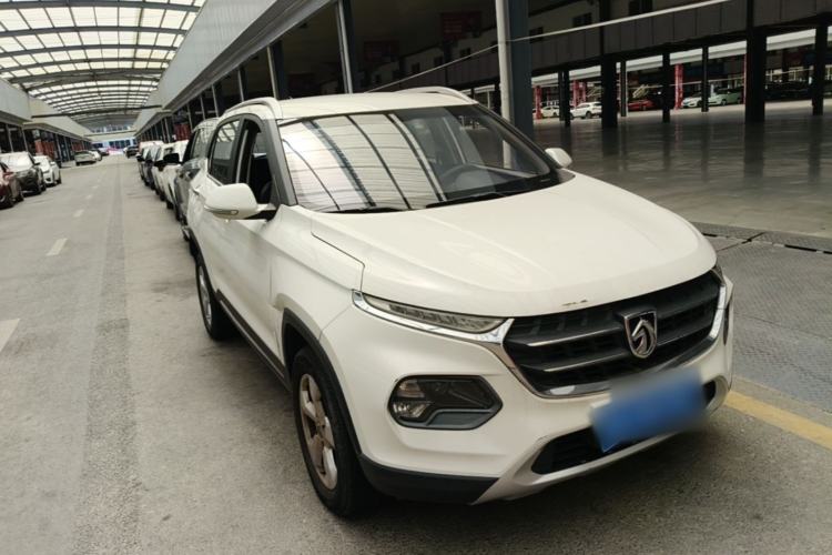Used Baojun 510 2017 1.5L Manual Fashion Model Front Right 45 Deg