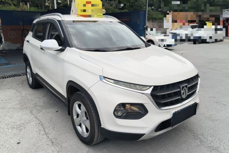 Used Baojun 510 2017 1.5L Manual Fashion Model Front Right 45 Deg