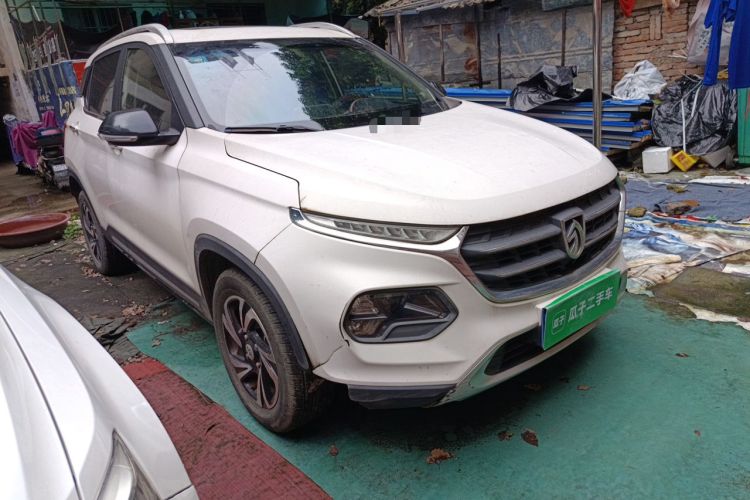Used Baojun 510 2017 1.5L Manual Luxury Model Front Right 45 Deg
