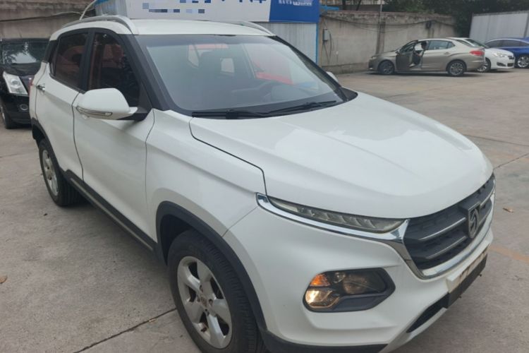 Used Baojun 510 2017 1.5L Automatic Fashion Model Front Right 45 Deg
