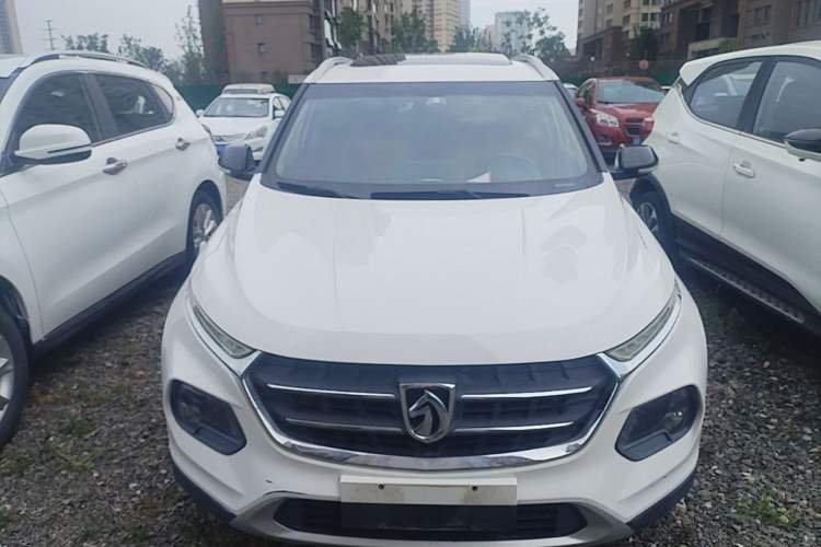 Used Baojun 510 2017 1.5L Manual Luxury Model Front