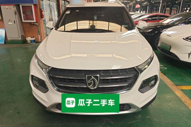 Used Baojun 510 2017 1.5L Manual Fashion Model Front