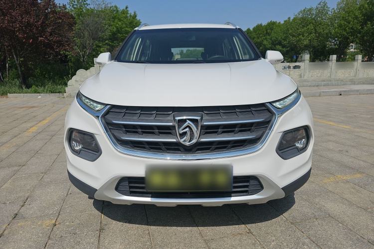Used Baojun 510 2017 1.5L Manual Fashion Model Front