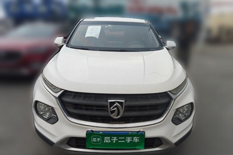 Used Baojun 510 2017 1.5L manual Comfort trim Front