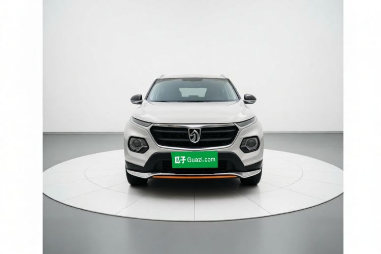 Used Baojun 510 2017 1.5L manual Comfort trim Front
