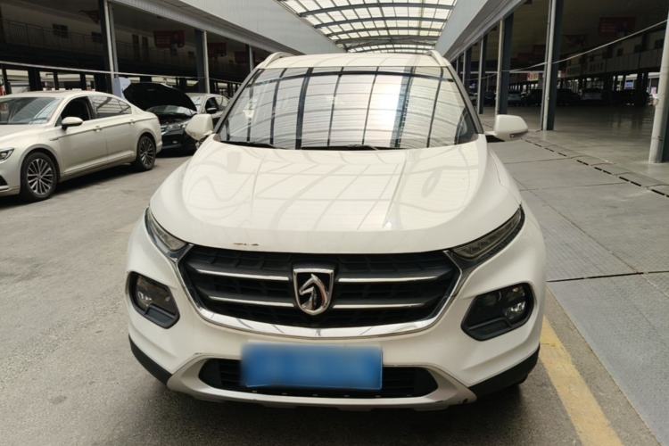 Used Baojun 510 2017 1.5L Manual Fashion Model Front