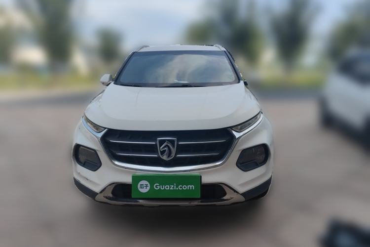 Used Baojun 510 2017 1.5L Manual Fashion Model Front