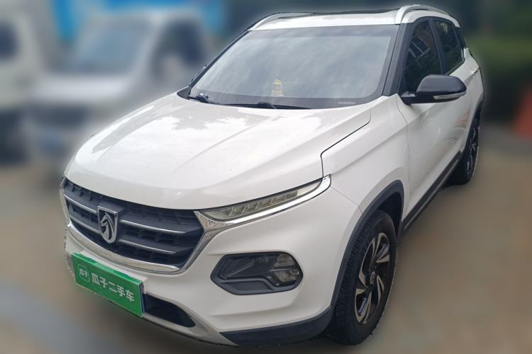 Gebrauchter Baojun 510 Baojun 510 2017 Automatic Luxury Edition (Special Vehicle for Persons with Disabilities) Guazi used car, China used car export, Used car for sale, Used  cars, Cheapest cars for sale