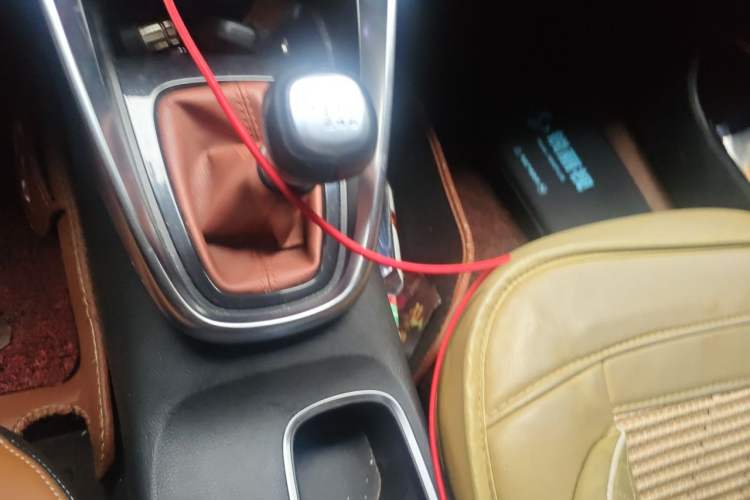 Used Baojun 510 2017 1.5L Manual Luxury Model Gear Lever