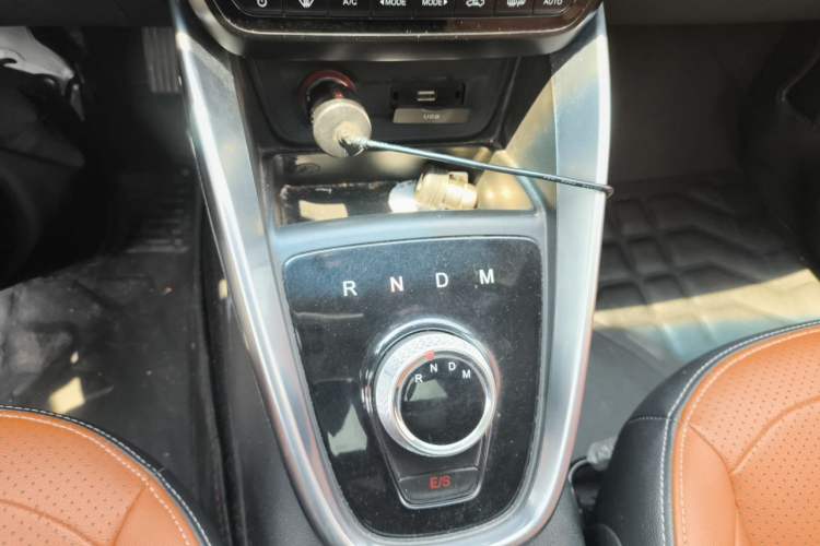 Used Baojun 510 2017 1.5L Automatic Luxury Model Gear Lever