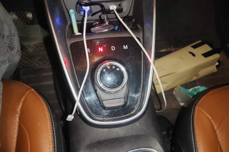 Used Baojun 510 2017 1.5L Automatic Luxury Model Gear Lever