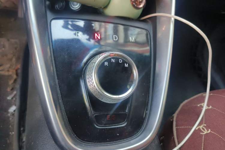 Used Baojun 510 2017 1.5L Automatic Luxury Model Gear Lever