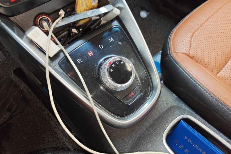 Used Baojun 510 2017 1.5L Automatic Luxury Model Gear Lever