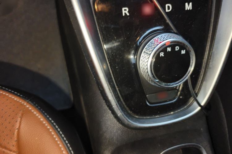 Used Baojun 510 2017 1.5L Automatic Luxury Model Gear Lever
