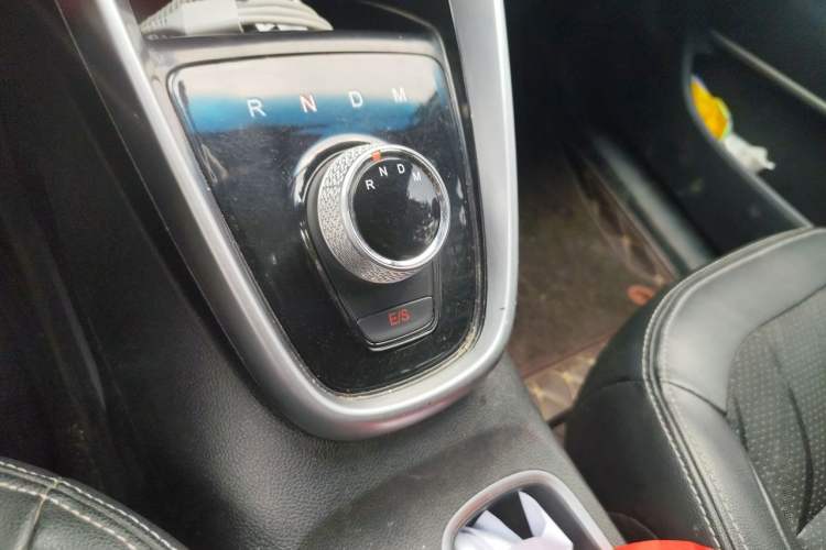 Used Baojun 510 2017 1.5L Automatic Fashion Model Gear Lever