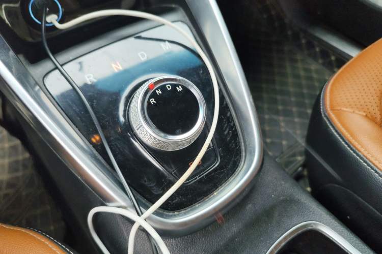 Used Baojun 510 2017 1.5L Automatic Luxury Model Gear Lever