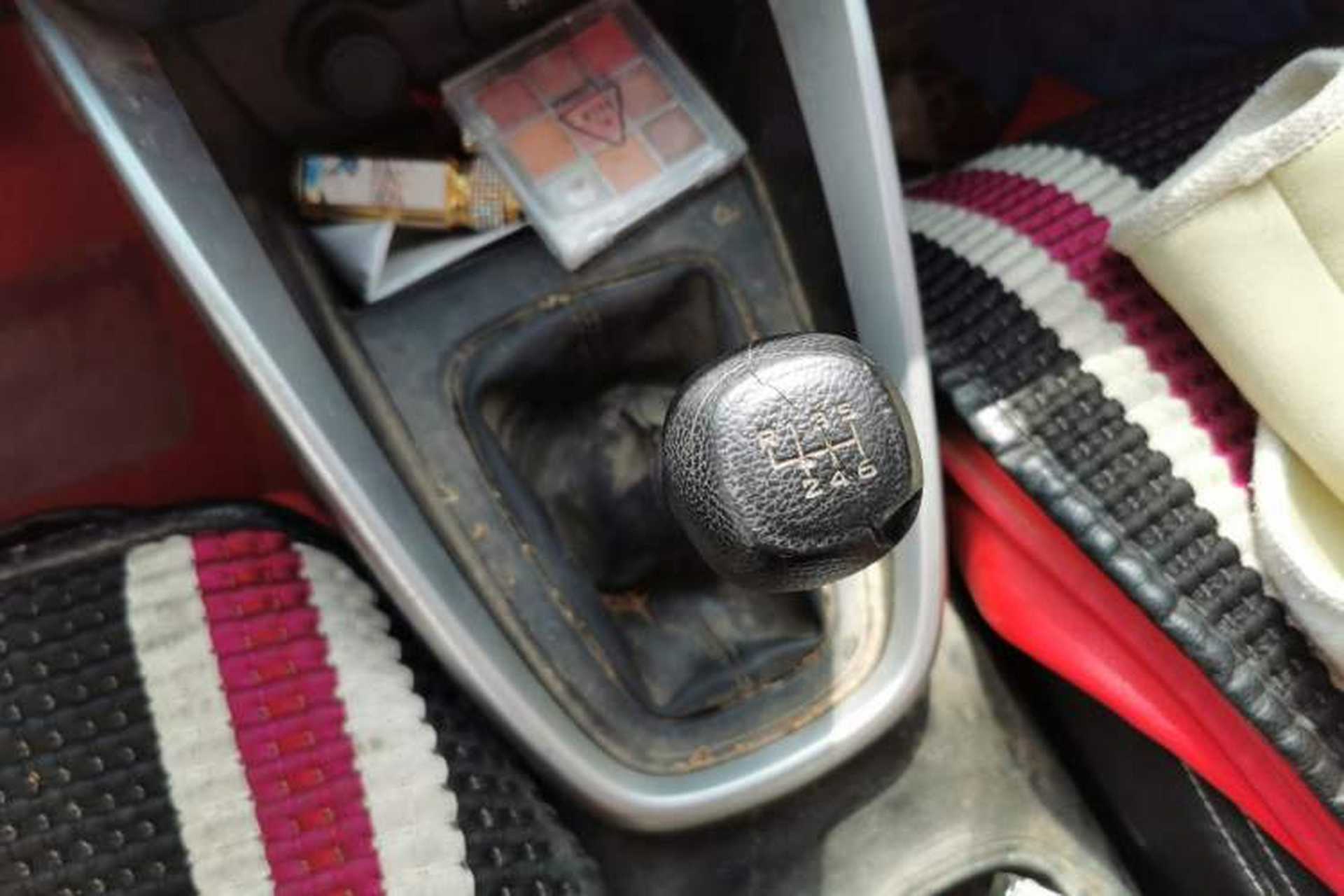 Used Baojun 510 2017 1.5L manual Comfort trim Gear Lever