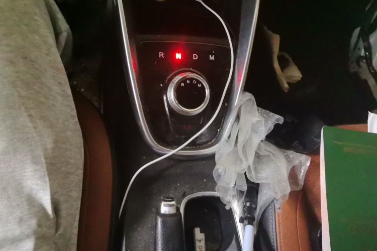 Used Baojun 510 2017 1.5L Automatic Luxury Model Gear Lever