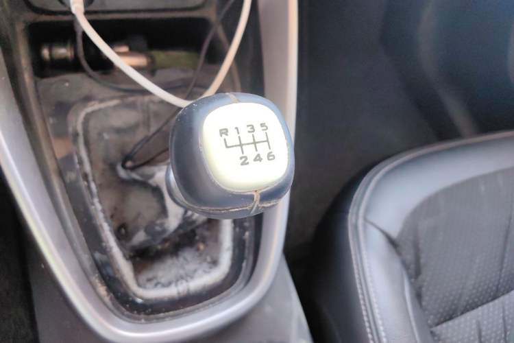 Used Baojun 510 2017 1.5L Manual Fashion Model Gear Lever