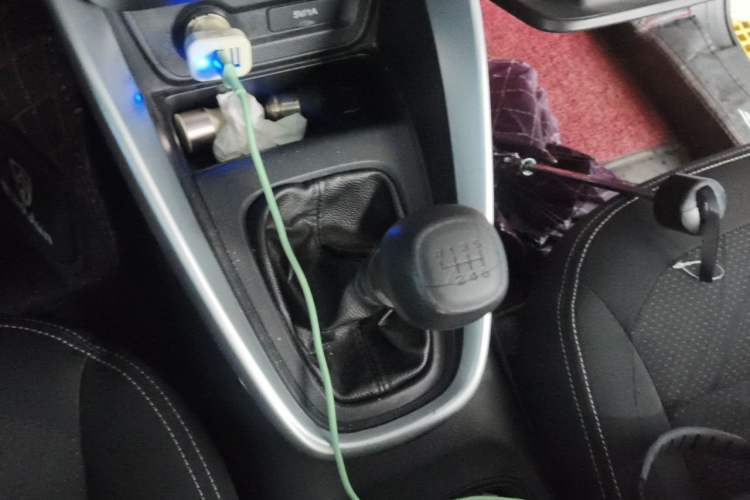 Used Baojun 510 2017 1.5L manual Comfort trim Gear Lever