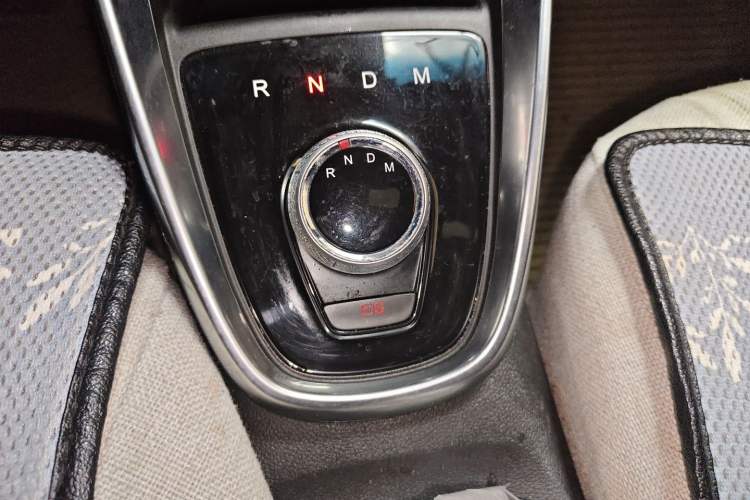 Used Baojun 510 2017 1.5L Automatic Luxury Model Gear Lever