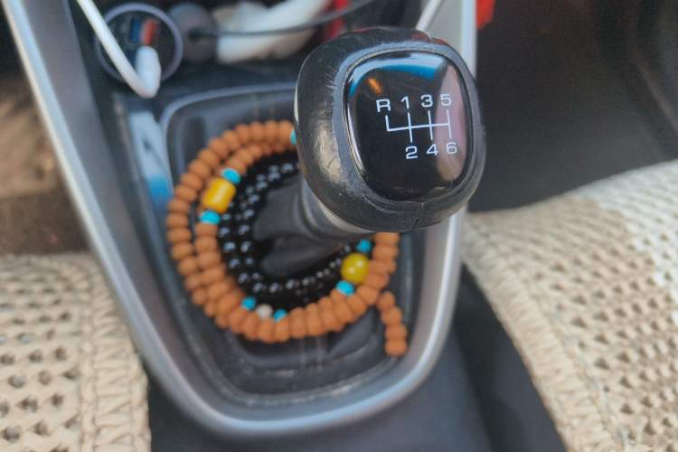Used Baojun 510 2017 1.5L Manual Fashion Model Gear Lever