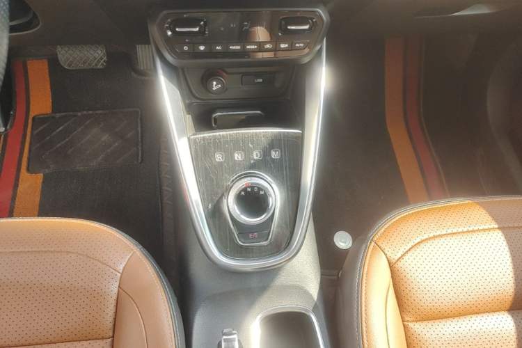 Used Baojun 510 2017 1.5L Automatic Luxury Model Gear Lever
