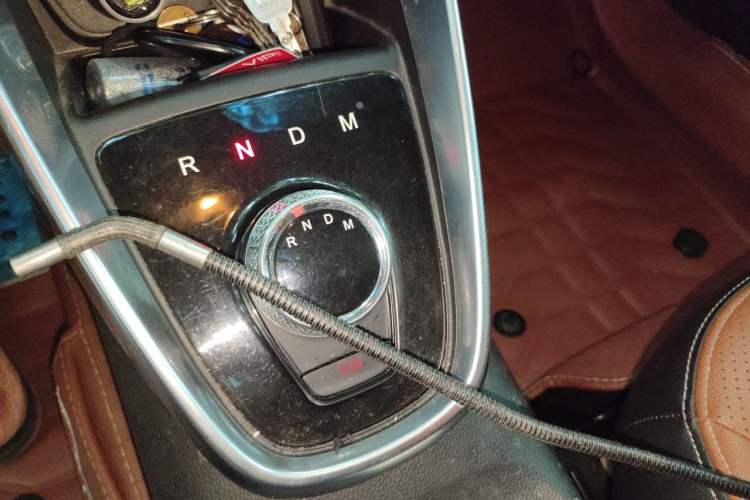 Used Baojun 510 2017 1.5L Automatic Luxury Model Gear Lever