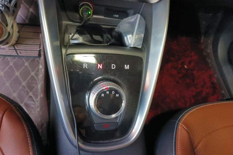 Used Baojun 510 2017 1.5L Automatic Luxury Model Gear Lever