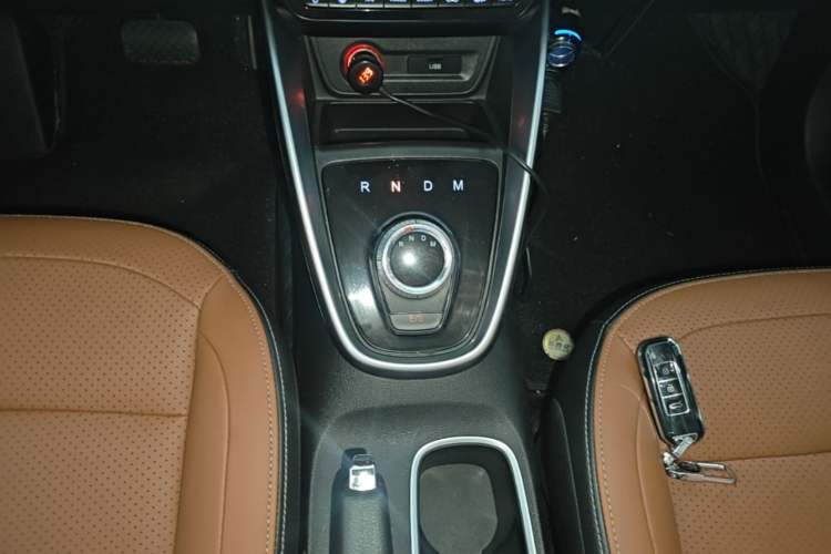 Used Baojun 510 2017 1.5L Automatic Luxury Model Gear Lever