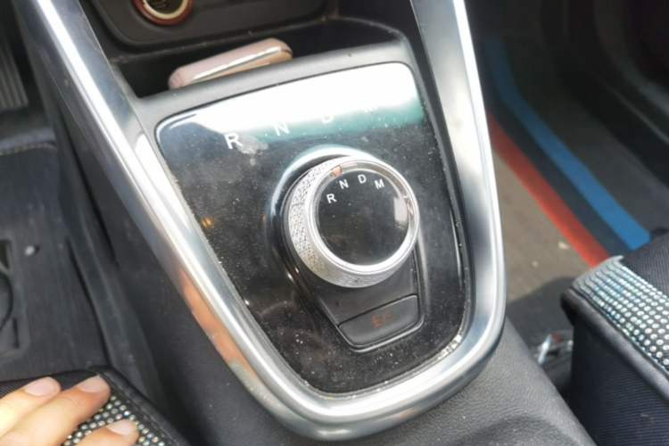Used Baojun 510 2017 1.5L Automatic Luxury Model Gear Lever