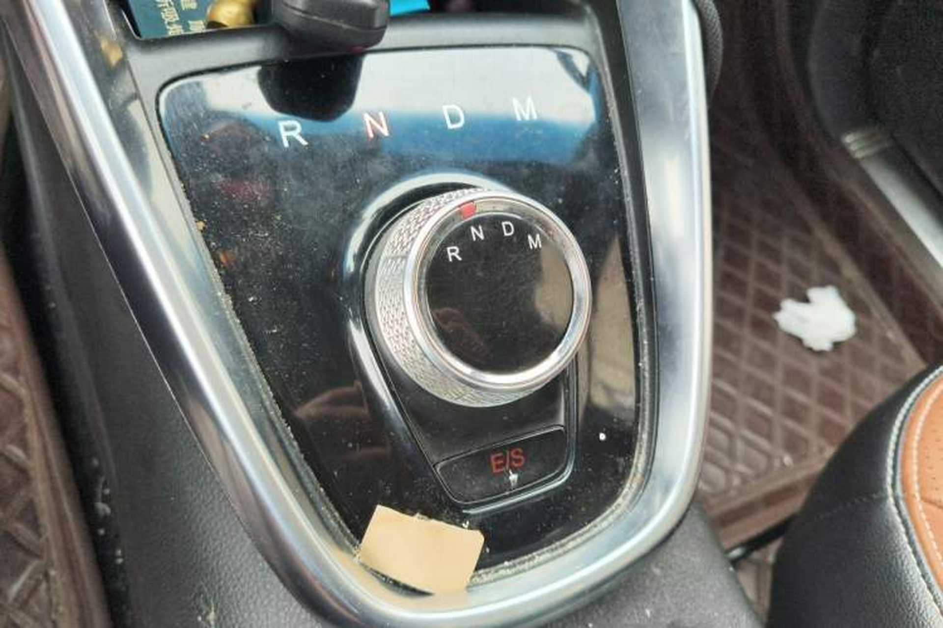 Used Baojun 510 2017 1.5L Automatic Luxury Model Gear Lever
