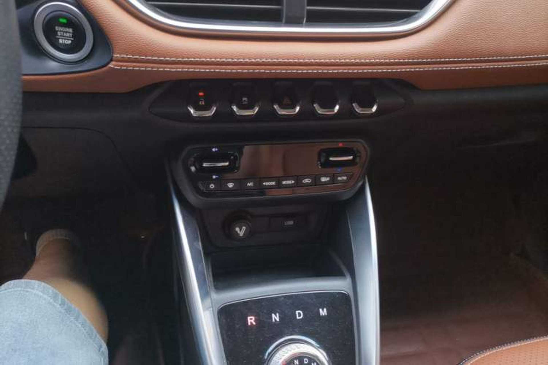 Used Baojun 510 2017 1.5L Automatic Luxury Model Gear Lever