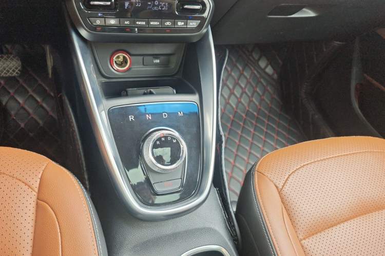 Used Baojun 510 2017 1.5L Automatic Luxury Model Gear Lever