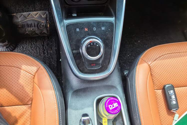 Used Baojun 510 2017 1.5L Automatic Luxury Model Gear Lever